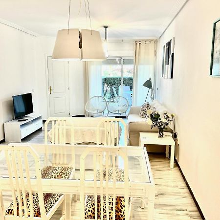 Puerto Banus With Private Garden Apartamento Marbella Exterior foto