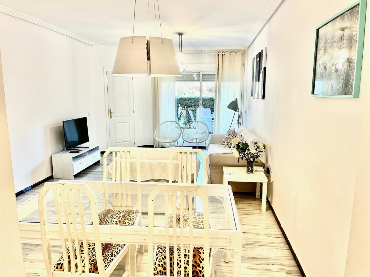 Puerto Banus With Private Garden Apartamento Marbella Exterior foto