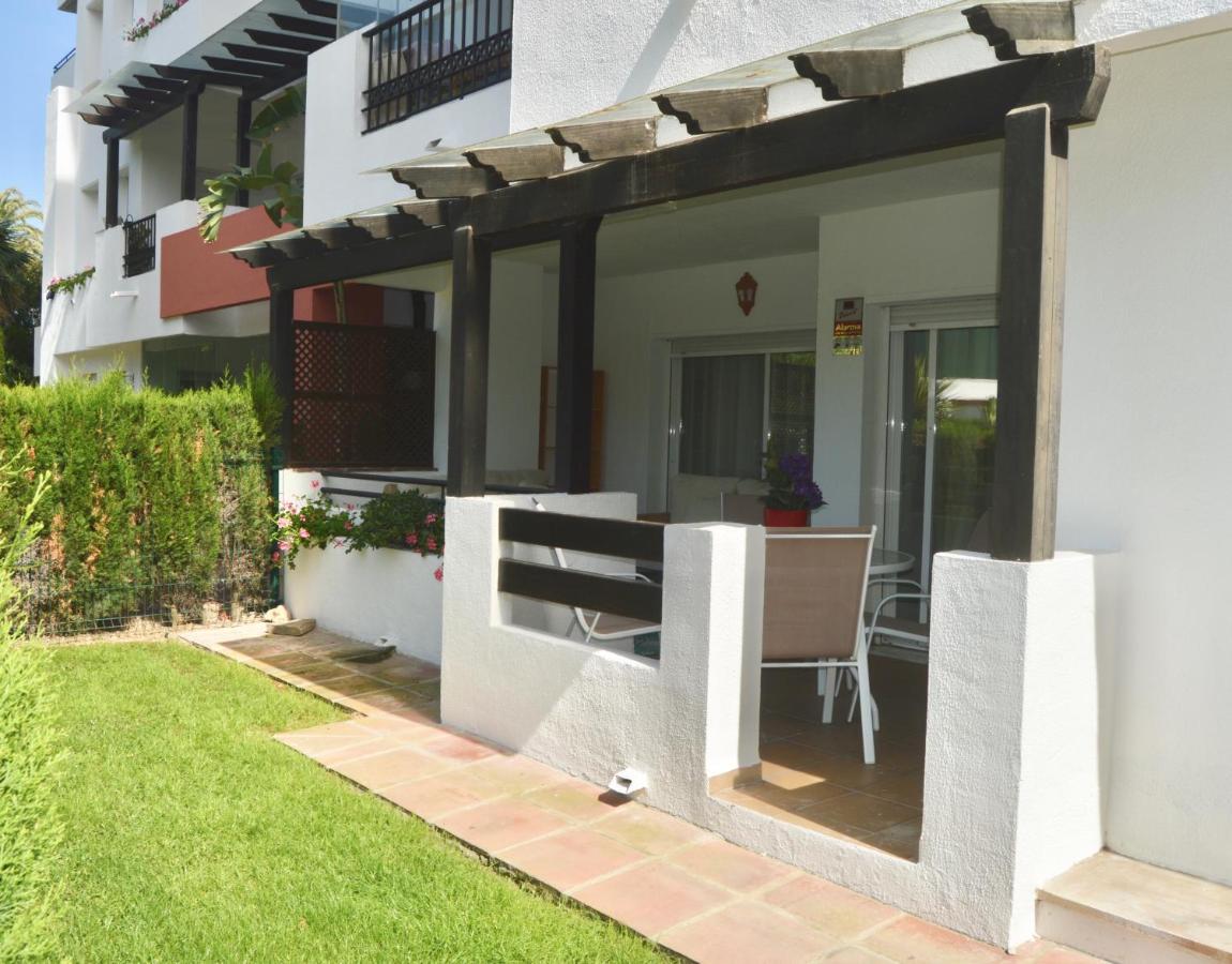 Puerto Banus With Private Garden Apartamento Marbella Exterior foto